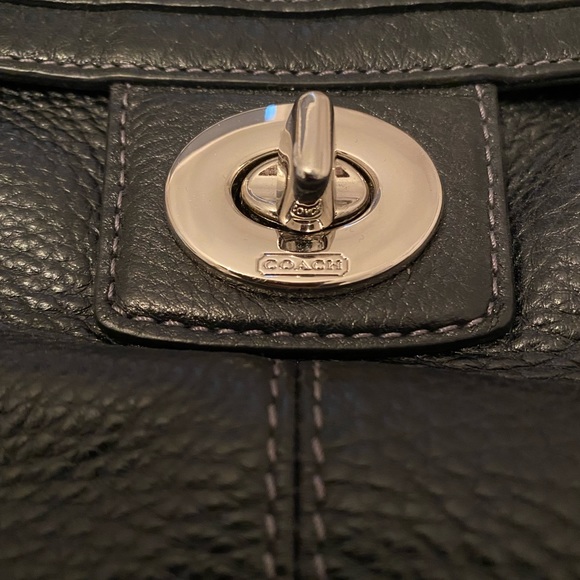 Authentic Vintage Coach buckle bag - Picture 3 of 4